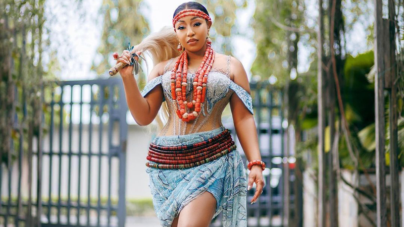 A close look at Rita Dominic’s Traditional Igbo Wedding Dress